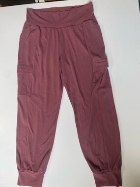 ATHLETA SALUTATION CARGO JOGGER PANTS - WOMEN'S Large